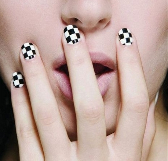 灰指甲症状 灰指甲症状